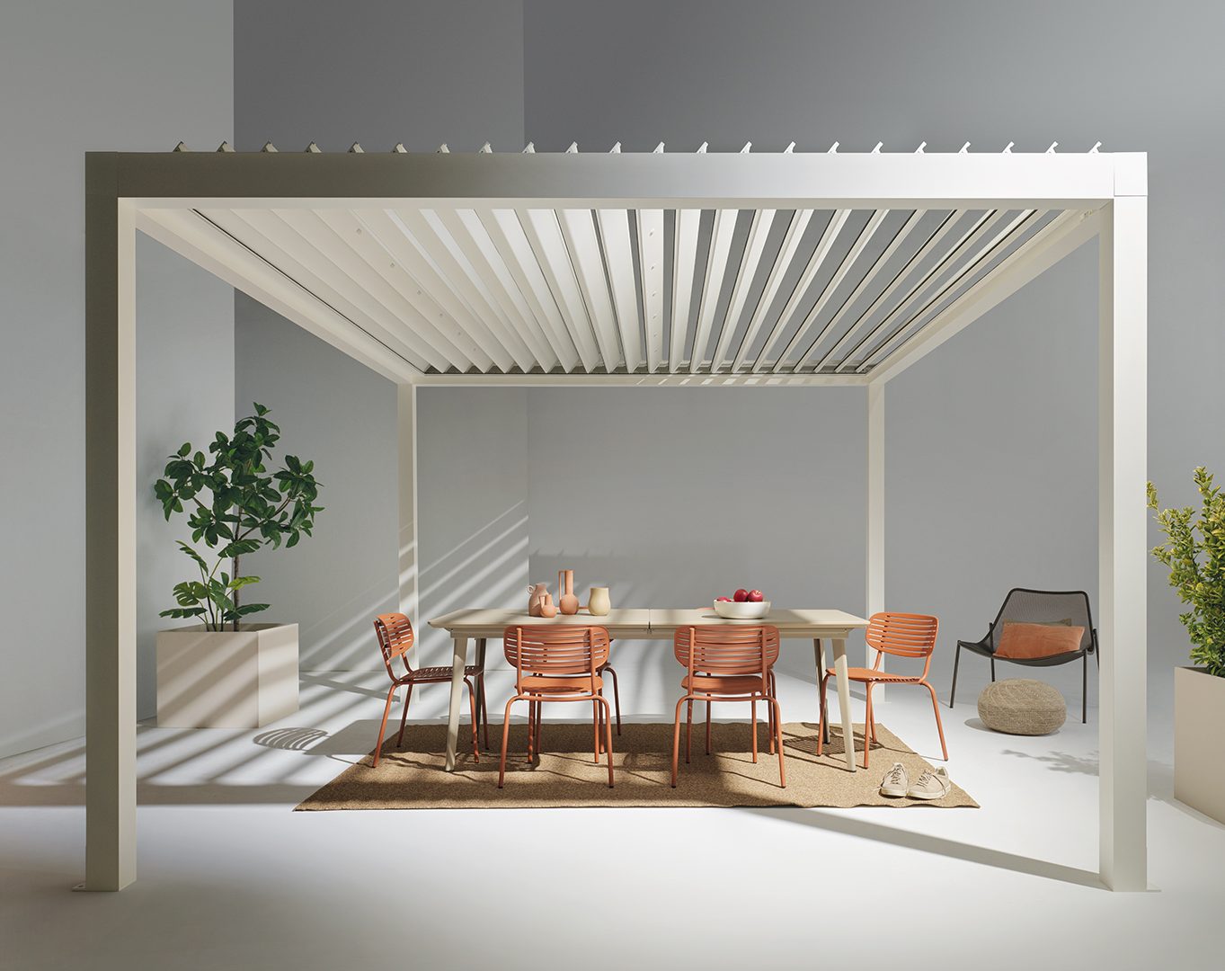 Bioklimatska pergola nad terasom